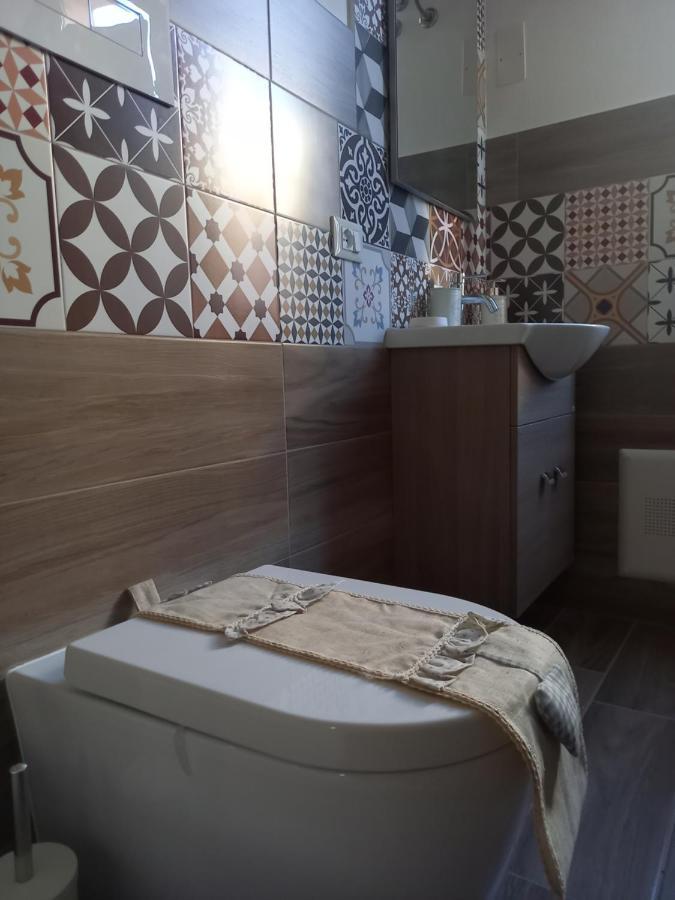 Al Civico 1 Apartments تراباني المظهر الخارجي الصورة