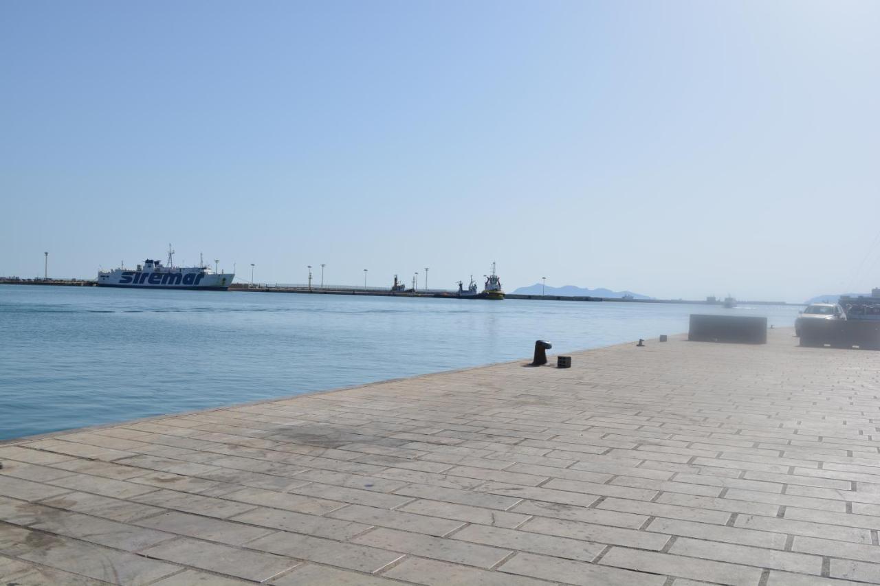 Al Civico 1 Apartments تراباني المظهر الخارجي الصورة